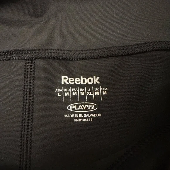 Reebok Women’s Black Flare Leggings Size Medium - Picture 4 of 6